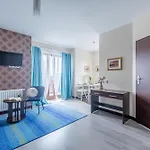 Lazurowy Dwor - Oraz Z Parkingiem Frühstückspension Sztutowo