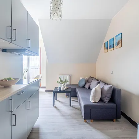 Lazurowy Dwor - Oraz Z Parkingiem 4* Sztutowo