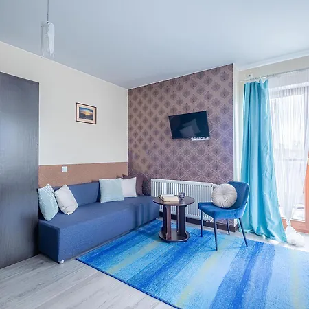 Lazurowy Dwor - Oraz Z Parkingiem 3*