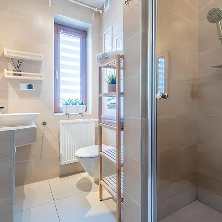 Bed & Breakfast Lazurowy Dwor - Oraz Z Parkingiem