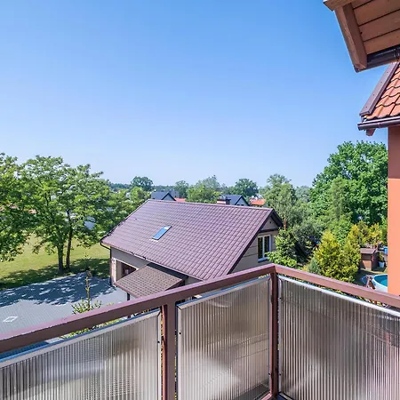 Bed & Breakfast Lazurowy Dwor - Oraz Z Basenem I Parkingiem *