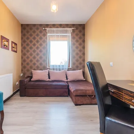 Lazurowy Dwor - Oraz Z Parkingiem 3* Sztutowo
