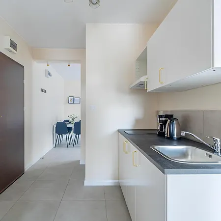 Lazurowy Dwor - Oraz Z Parkingiem Couette-café Sztutowo