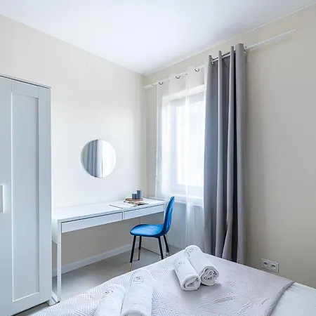 Lazurowy Dwor - Oraz Z Parkingiem Sztutowo