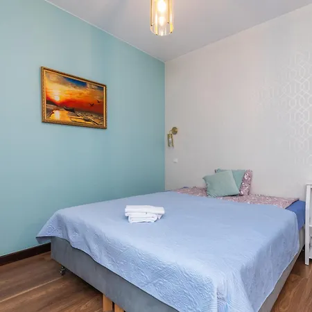 Couette-café Lazurowy Dwor - Oraz Z Parkingiem Sztutowo