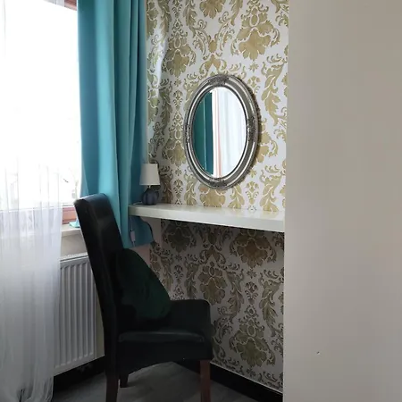 Lazurowy Dwor - Oraz Z Parkingiem 3* Sztutowo