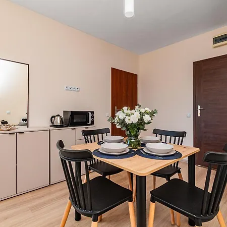 Bed & Breakfast Lazurowy Dwor - Oraz Z Parkingiem Sztutowo