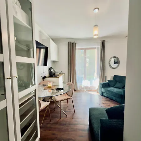 Bed & Breakfast Lazurowy Dwor - Oraz Z Parkingiem 3*