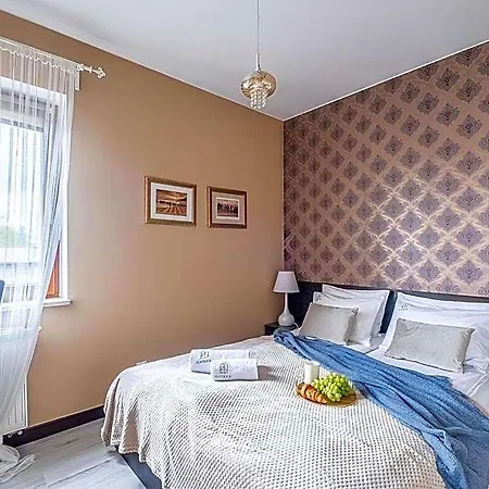 Lazurowy Dwor - Oraz Z Parkingiem Otel Sztutowo