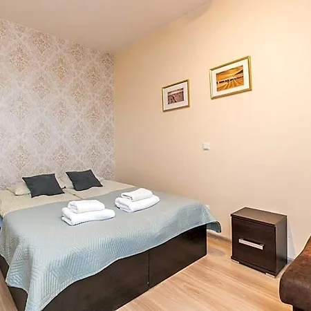 Lazurowy Dwor - Oraz Z Parkingiem 3*