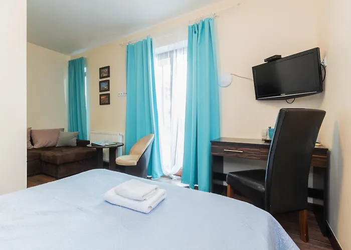 Lazurowy Dwor - Oraz Z Parkingiem 4* Sztutowo